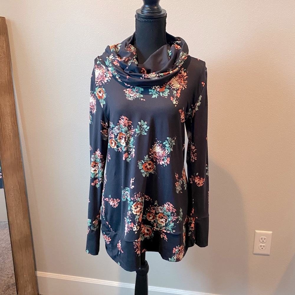 Piphany Juilliard Cowlneck Pullover